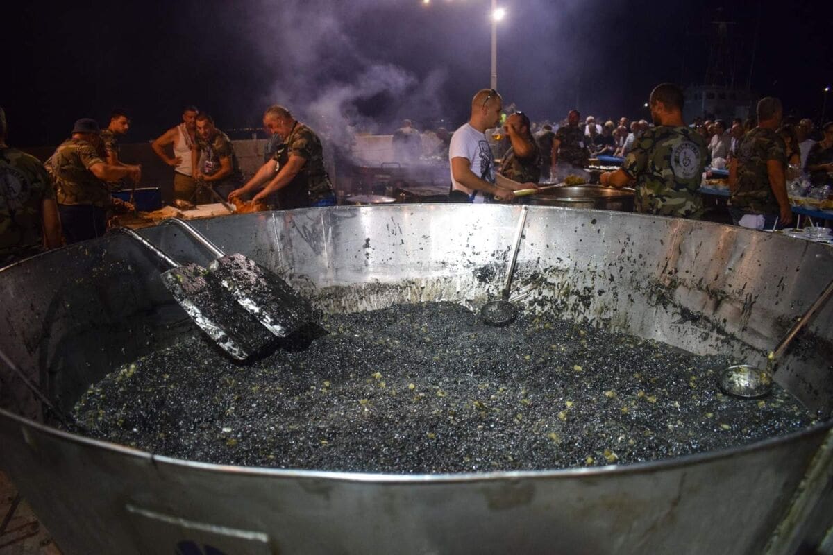 opca_opasnost_kastela_oluja(1)