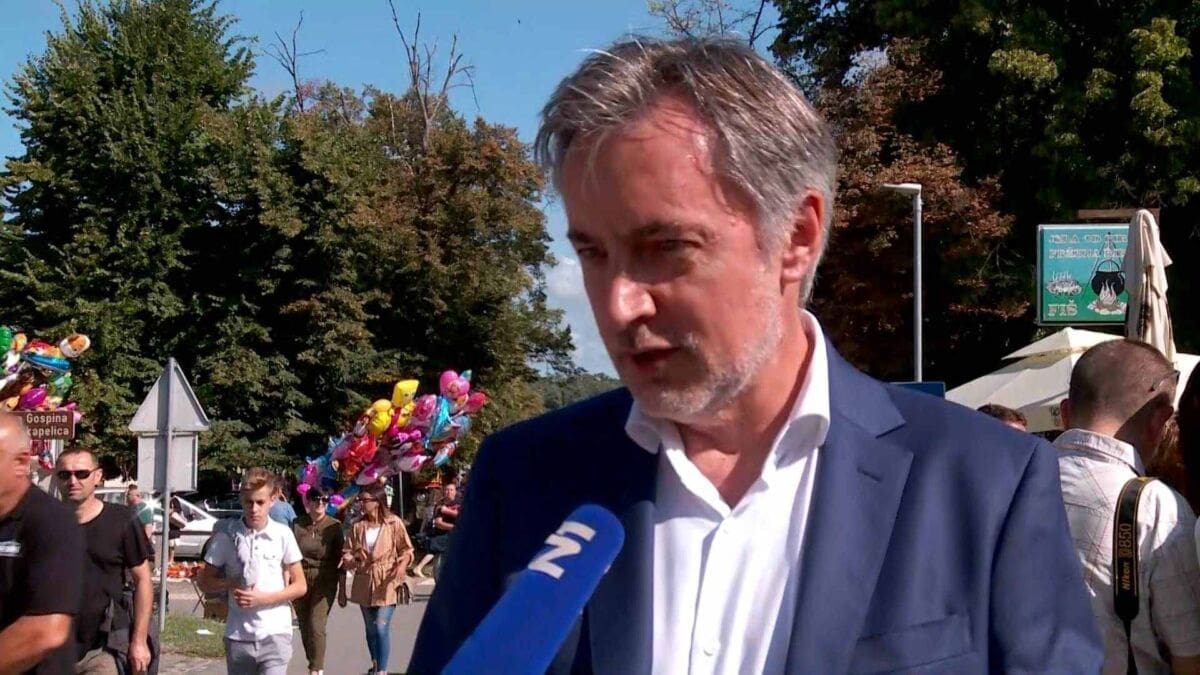 Oglasili se iz HDZ-a: Nemamo veze sa zabranom Škorina koncerta