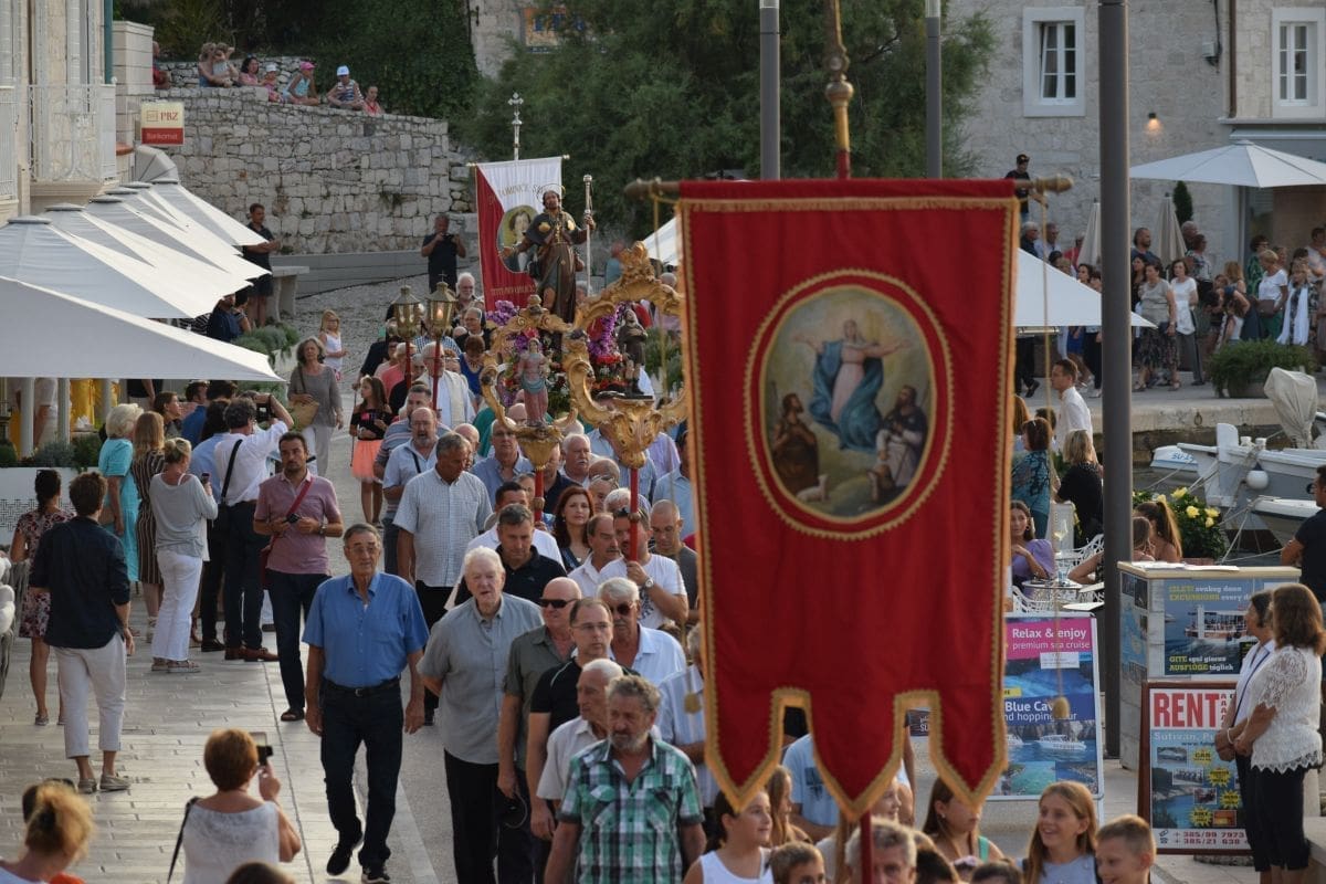Danas se slavi blagdan sv. Roka, svečano je od Drniša do Medovog Doca