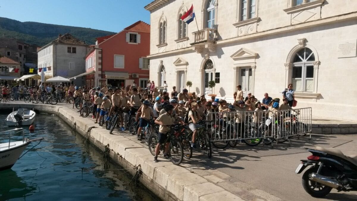 Dođite i podržite 16. humanitarnu Biciklijadu Rotary kluba Hvar