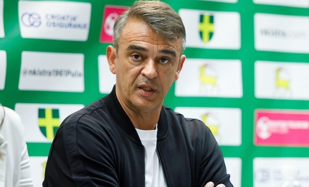 Nekadašnji Hajdukov trener napravio senzaciju u Austriji, zadnja momčad lige srušila prvaka Austrije