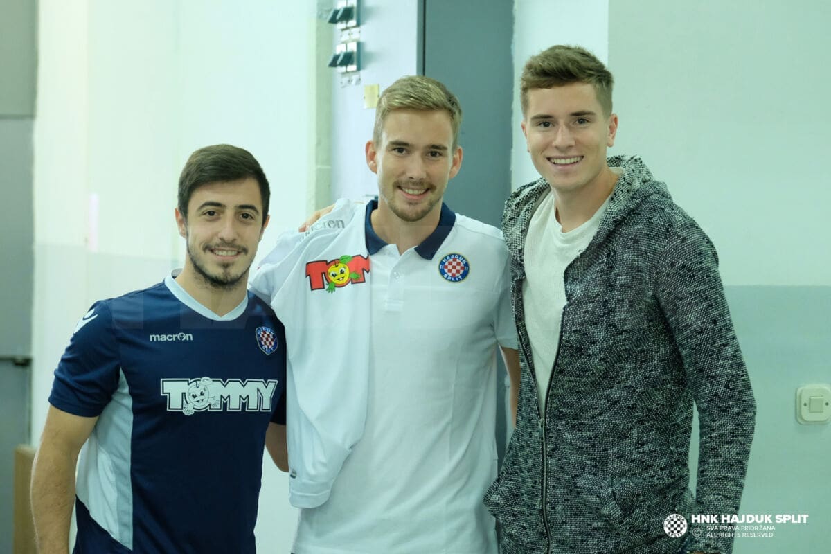 BRADARIĆ STIGAO NA POLJUD Odradit će prvi trening, "Bijele" posjetio Toma Bašić