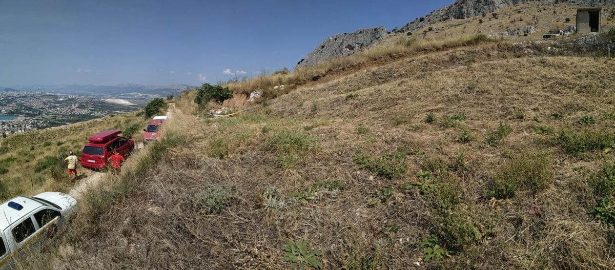 hgss-izvlacenje-protupozarni-put-talijani(1)