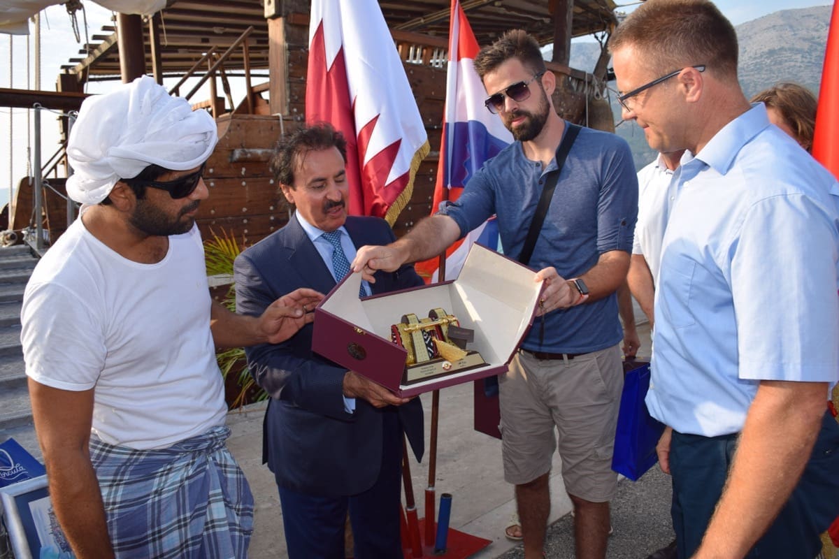 SVJETSKO NOGOMETNO PRVENSTVO 2022. Uplovio jedrenjak "Fateh Al Khair", država Katar promovira Korčulu