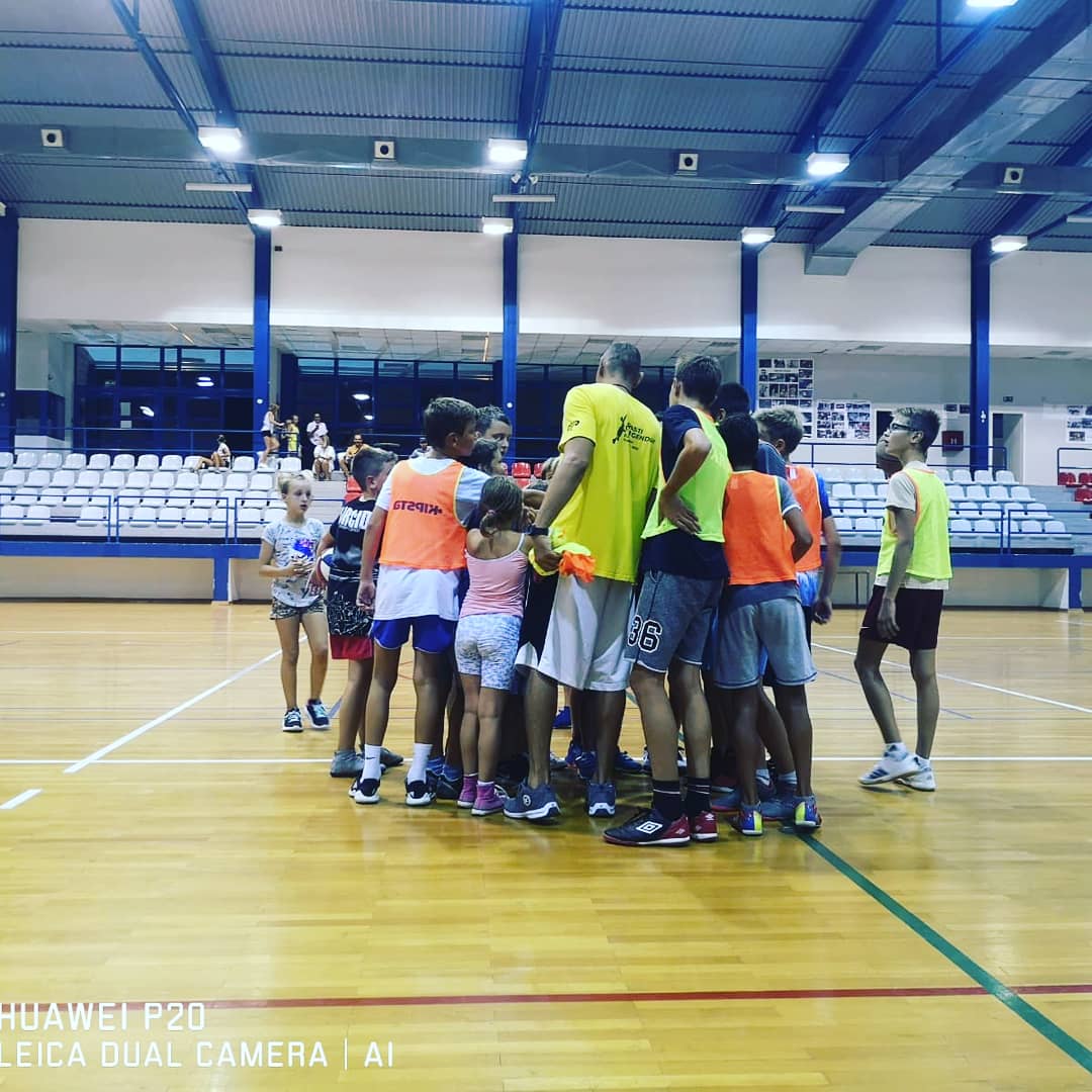 "KK Split za Hvarane": U Jelsi održan trodnevni košarkaški kamp za najmlađe