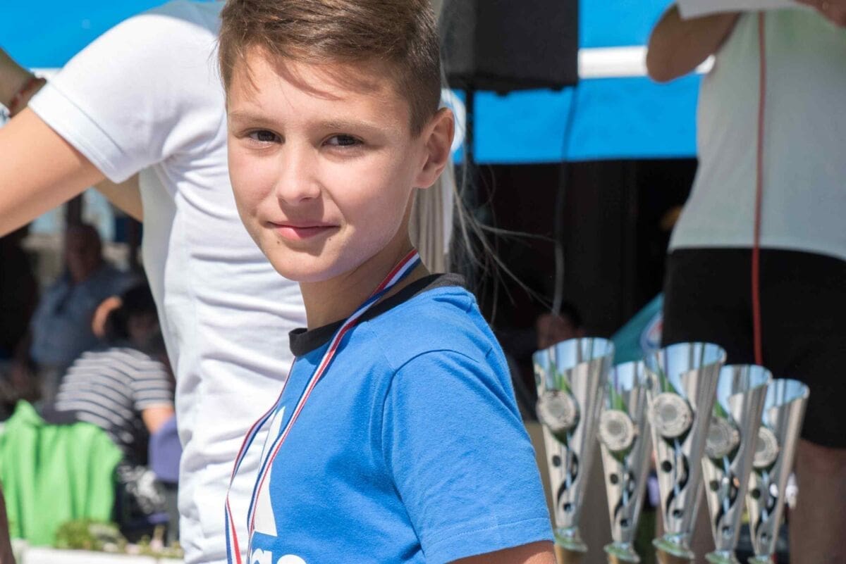 'POZDRAV LITU' RAME UZ RAME S NAJBOLJIM HRVATSKIM PLIVAČIMA 12-godišnji Roko Kojundžić okitio se zlatom