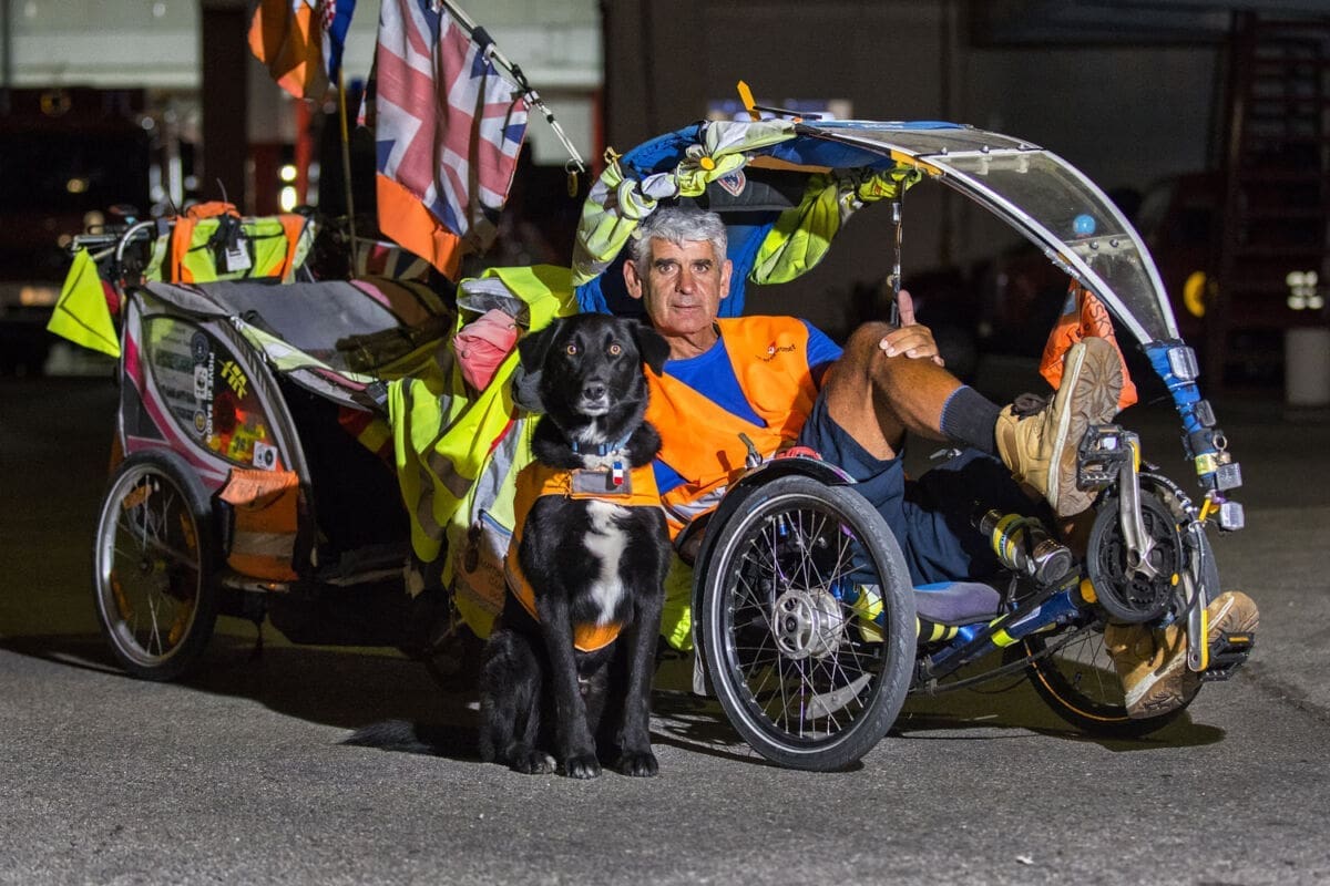 STARSKY I HUTCH U EKO-MISIJI Englez pedalira svijetom i podiže svijest o važnosti očuvanja okoliša