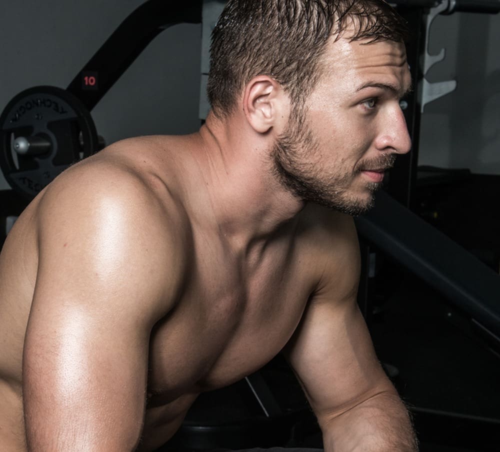 GOSPODIN SAVRŠENI Matić skinuo majicu i pokazao nabildano tijelo