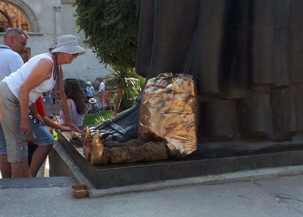 KAKO DO NOVCA BEZ PUNO ZNOJA Čovjek ne zna bi li se divio ili smijao domišljatosti ovog 'poduzetnika'