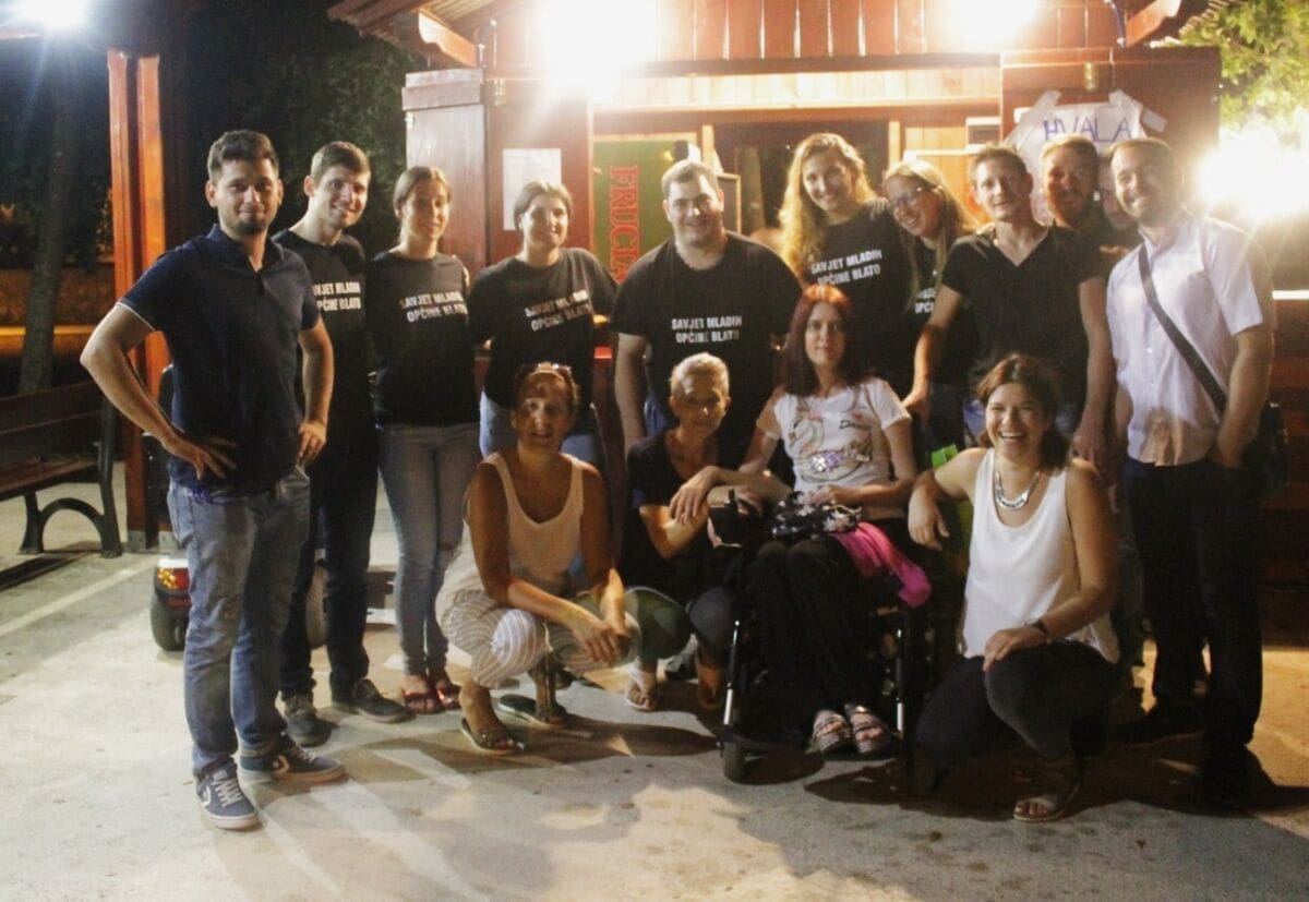 HUMANITARNA TOMBOLA Savjet mladih općine Blato organizirao humanitarnu večer za udrugu Vincenca