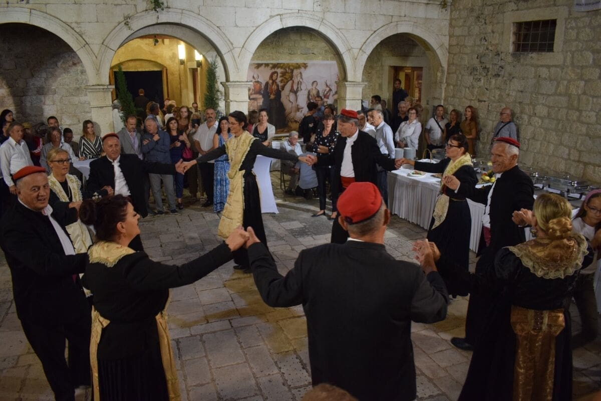 U dvorcu Vitturi svečano obilježeno 110 godina kaštelanskog turizma