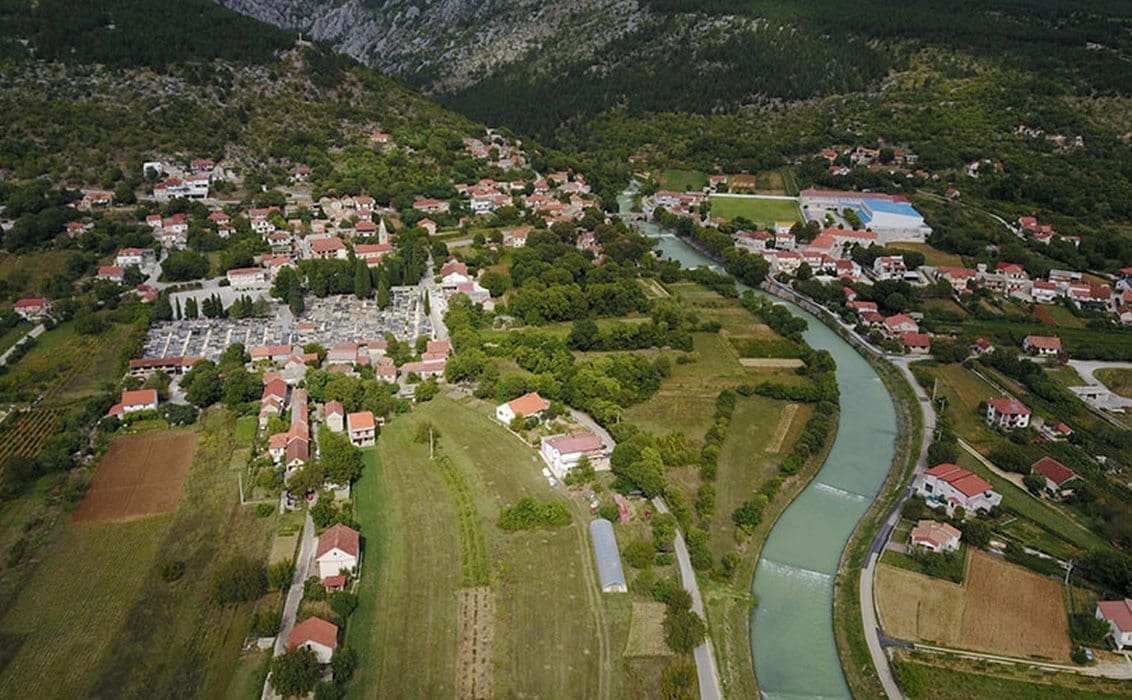 PROLOŽAC VIŠE NE IZGLEDA ISTO Sanira se Zeleno jezero kod Imotskog