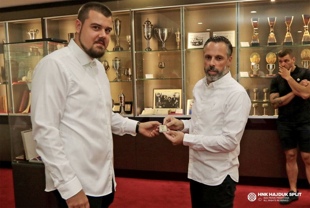 znacka_torcida_zuvela(1)