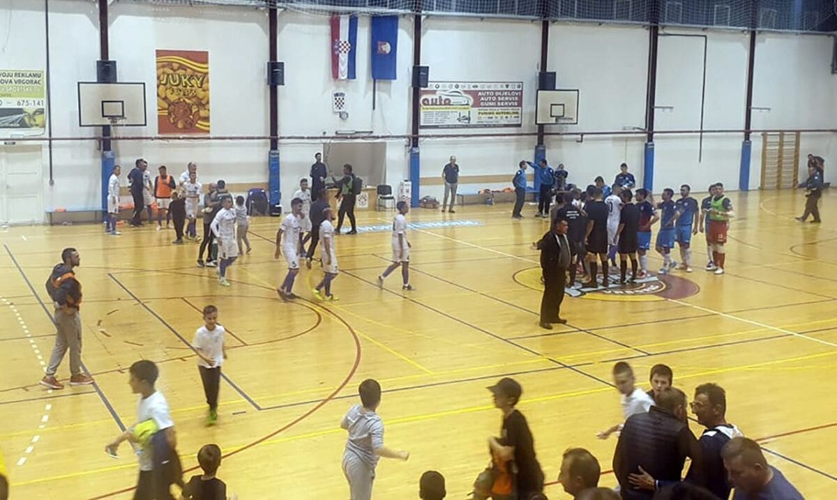 Novo Vrijeme Apfel preokretom do derbi trijumfa u Vrgorcu