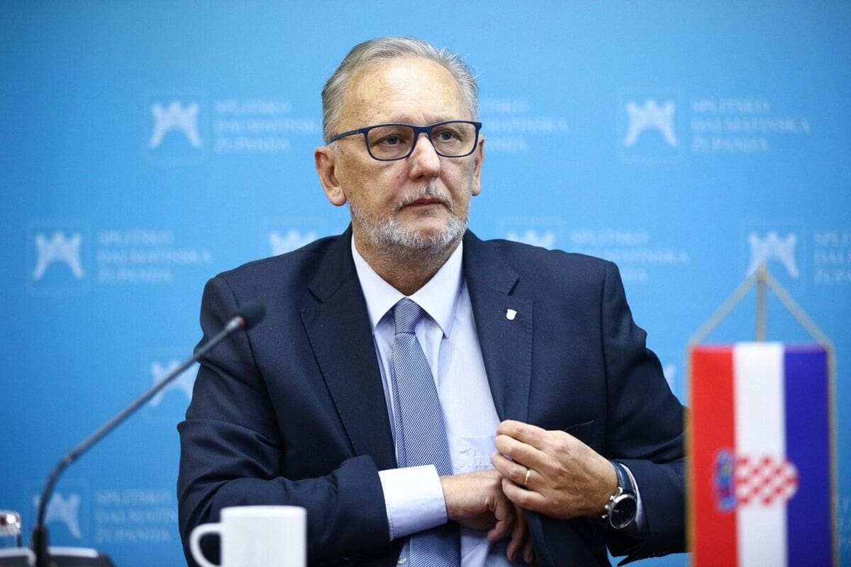 Ministar: Lažna vijest o uvođenju karantene u Zagrebu. Donosit ćemo sve restriktivnije mjere