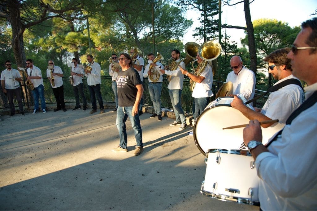 Performans na Marjanu za 6. Dane tovara: Zajednički nastup Ramba Amadeusa i žrnovačke Limene glazbe