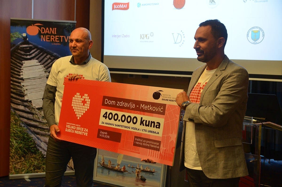 LJUDI VELIKOG SRCA U humanitarnoj akciji za djecu Neretve prikupljeno 400 tisuća kuna