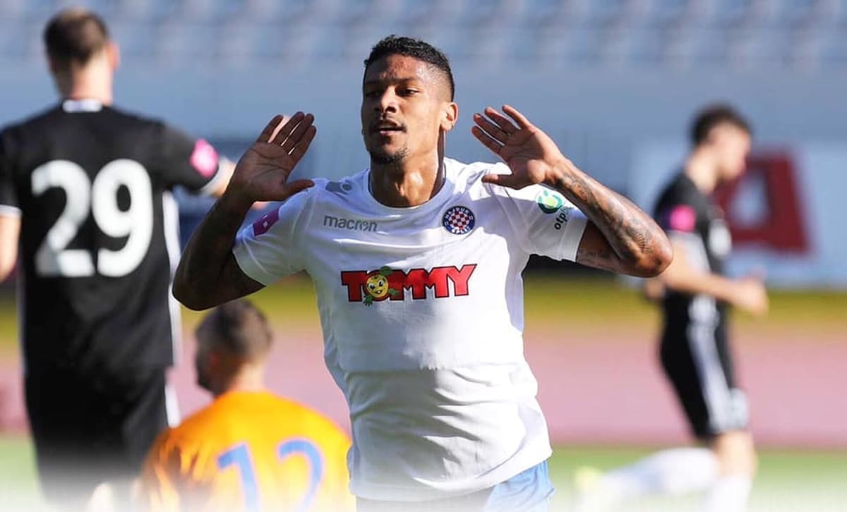 IZVJEŠTAJ UTAKMICE Hajduk – Slaven Belupo 2-0: Torcidina proslava i bolesno-ikonski drugi zgoditak Bijelih