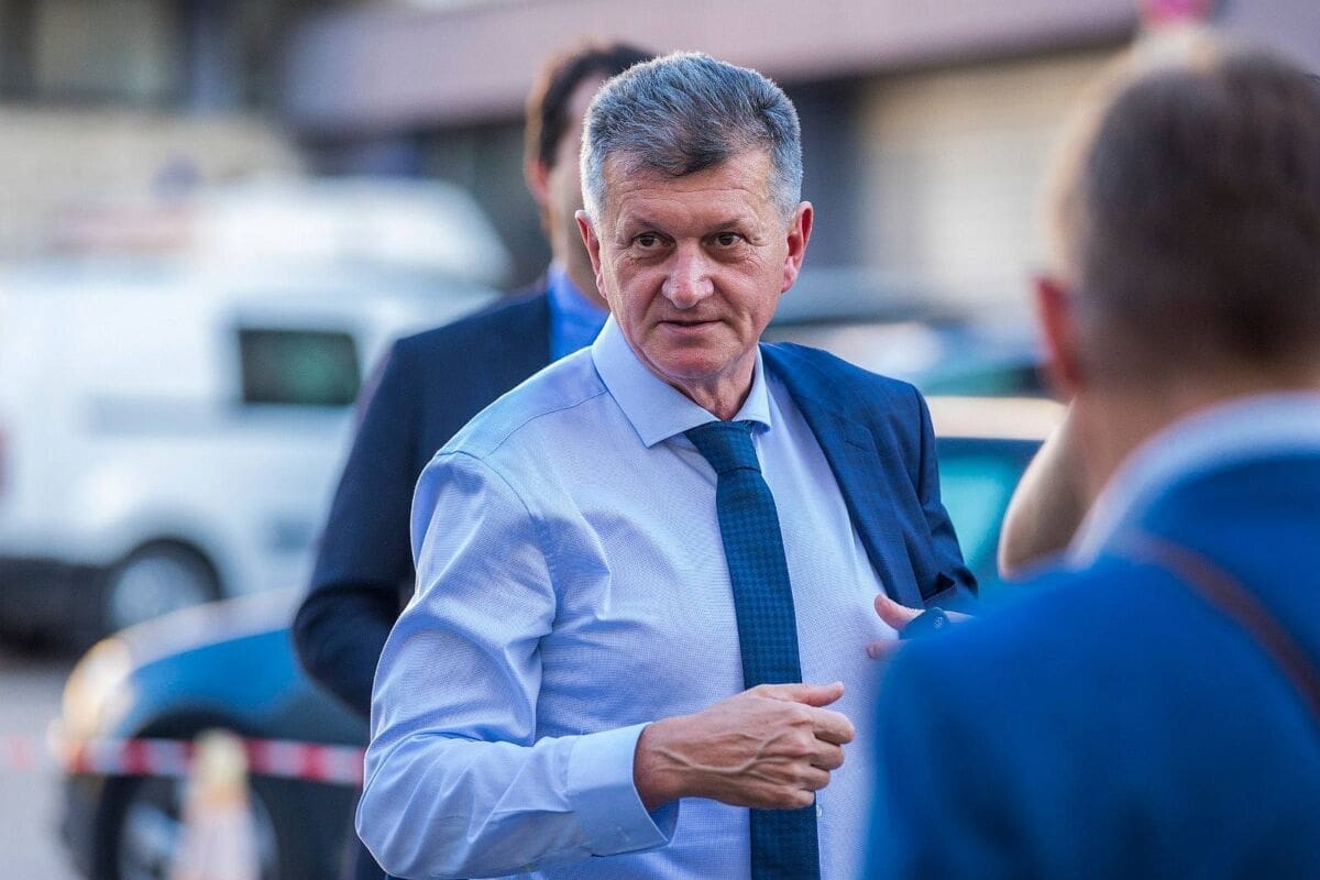 KUJUNDŽIĆ O SPLITSKOM KARDIOKIRURGU KOJI JE UZEO MITO "Osuđujem to kao nemoralni čin, ali zakone ne mogu komentirati"