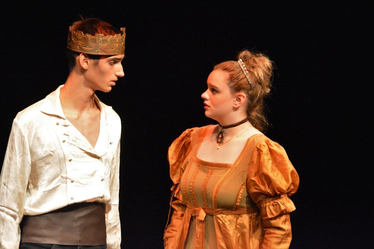 PLJESAK ZA FANTASTIČNU IZVEDBU Učenici Prve gimnazije Split oduševili svojim Macbethom