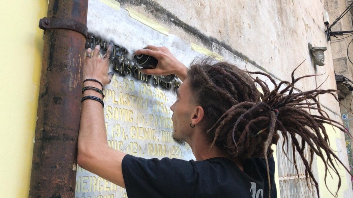 NOVOSTI U GETU Stanari Dominisove oslikali mural u čast legendarnog splitskog kluba