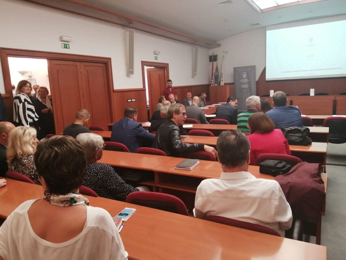 "Tko se boji krize još?" Ekonomski analitičar odgovorio na brojna pitanja koja muče poduzetnike