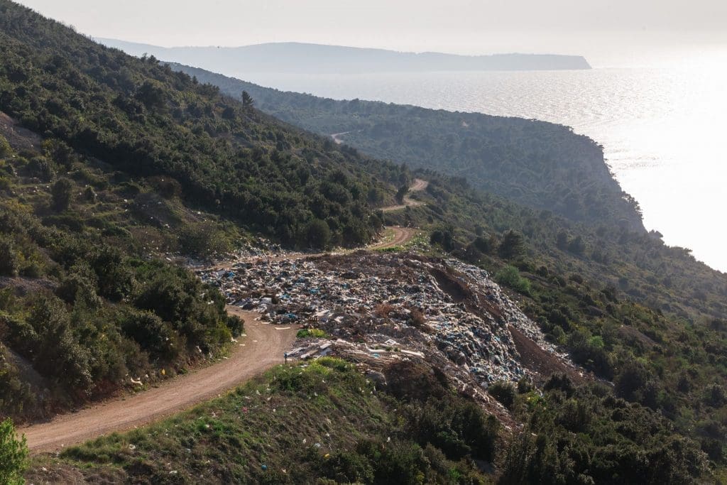 ZATVORENO ODLAGALIŠTE ŠĆEĆE Komiški otpad odnedavna putuje u Vis