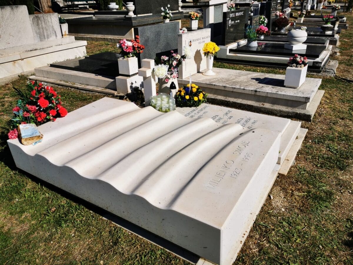 smoje_grob_zrnovnica01