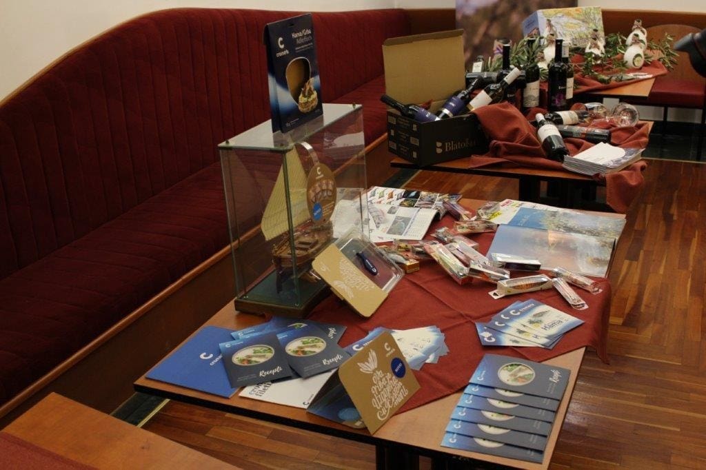 Darujmo-hrvatsko (2)