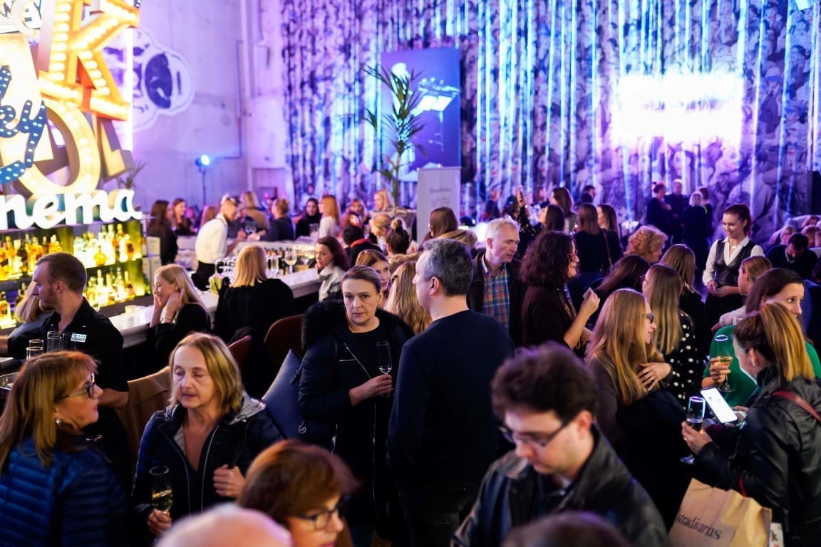 Brojni poznati na premijeri misterioznog trilera 'Nož u leđa'