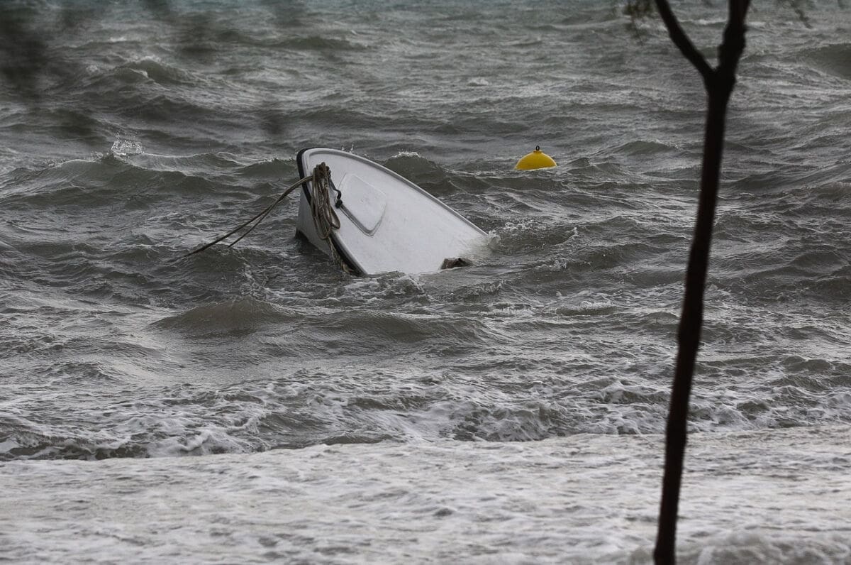 PUNE RUKE POSLA ZA VATROGASCE Donosimo popis intervencija na dan kad je zapuhalo najjače jugo stoljeća