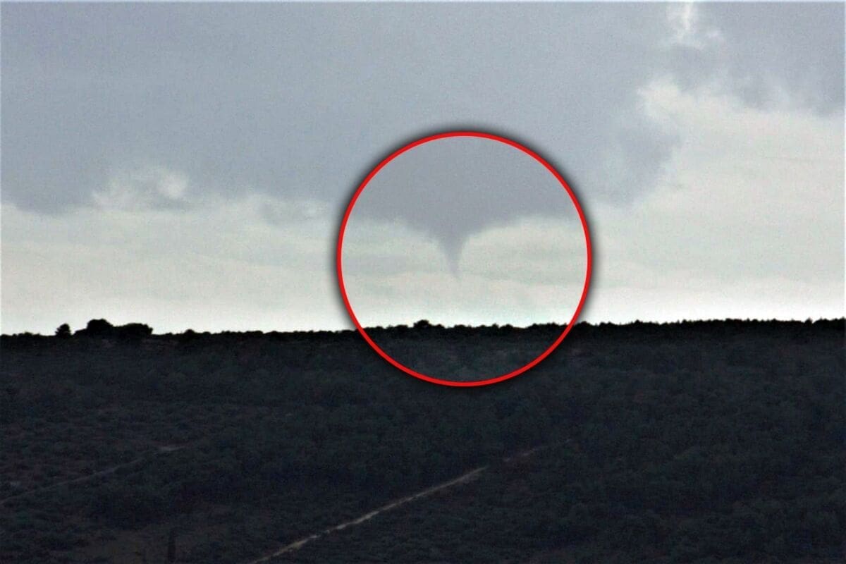 Kod Čiova se pojavila pijavica: "Trajala je desetak minuta, spustila se iz olujnog oblaka"