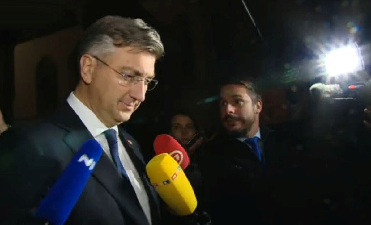Plenković nakon maratonskih pregovora: Plaća učiteljima raste 10,4 posto, počinje li nastava u petak?