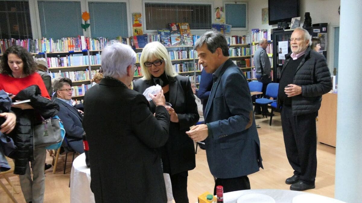 predstavljanje_knjige_omis_troje_iz_plemena_(1)