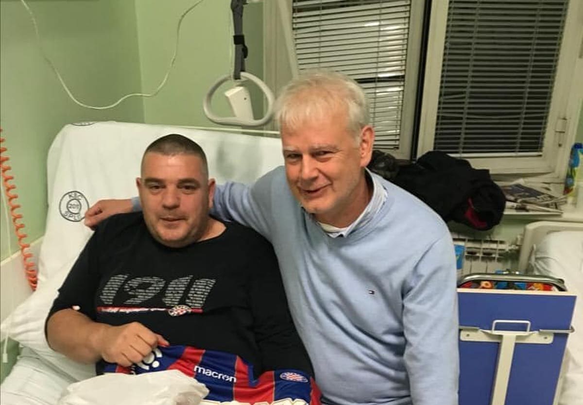 "Majku vam tovarsku, jeb*emo vam majku": Pretučeni Nikša Vrca koji je zbog Hajduka i jaja stavio na akciju opisao što se dogodilo