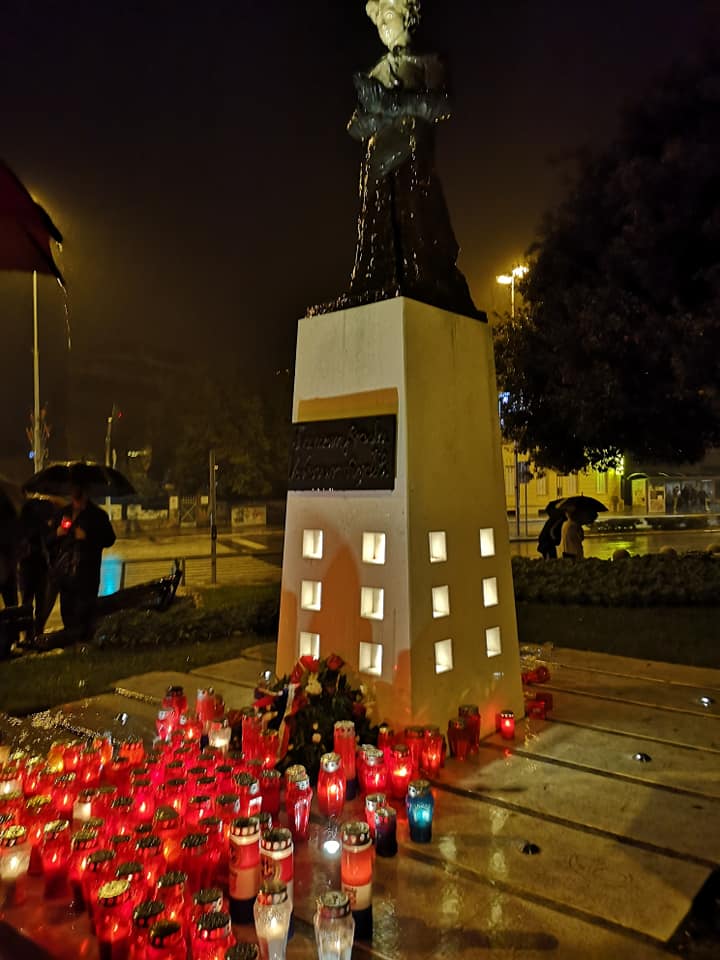 vukovarska_svijece(1)