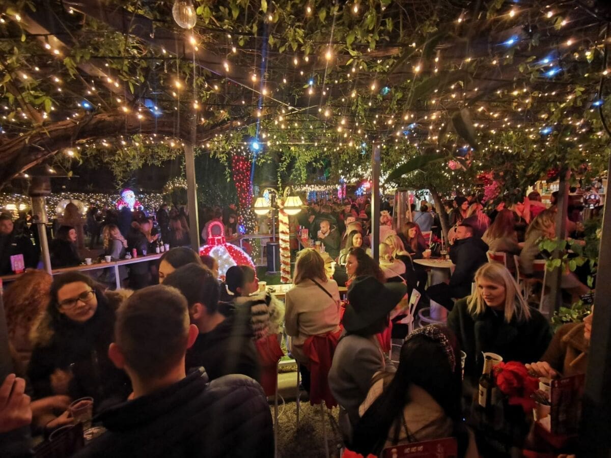 ADVENT U PERIVOJU Večeras će atmosferu dodatno zagrijati Trio Gušt