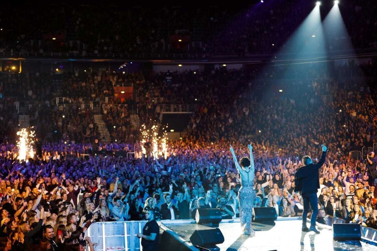 Vjekoslava je prije 23 godine za Doris Dragović napisala 'Mariju Magdalenu', a povodom 40 godina karijere, napisala joj je i novi hit