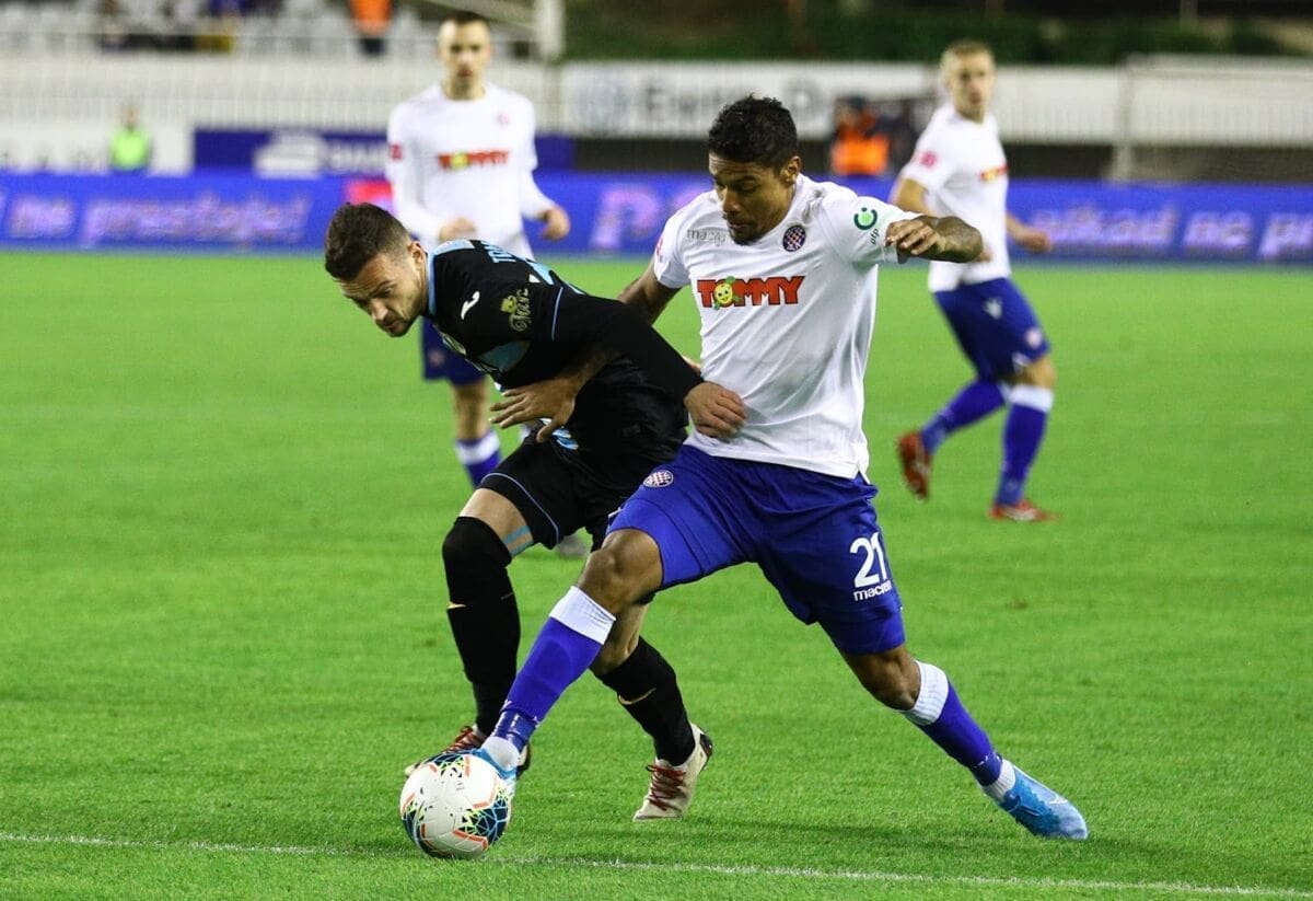 Hajduk – Rijeka 0-1: Dva promašena zicera Bijelih i riječka osveta krajem poluvremena