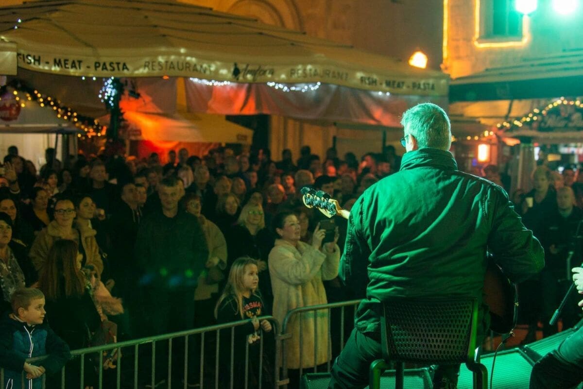 klapa-iskon-trogir2)(1)