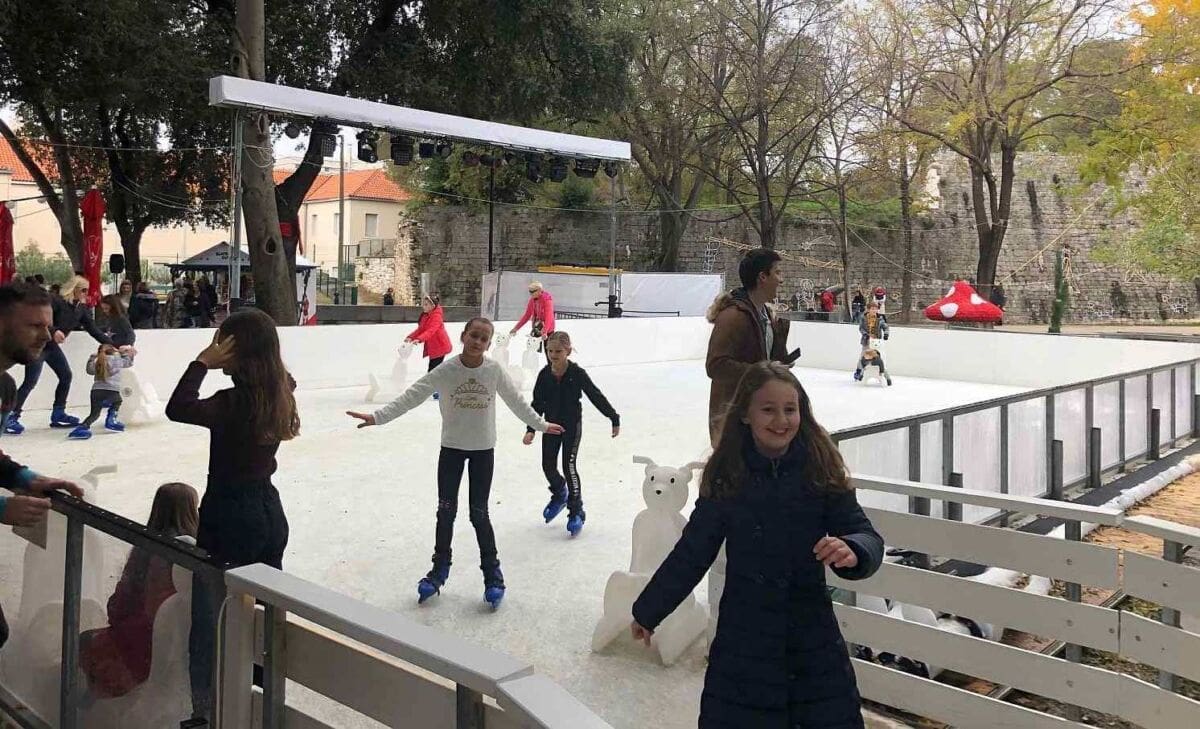 Kiša odgađa današnji program u Splitu, Sveta Lucija u Đardin stiže u subotu!