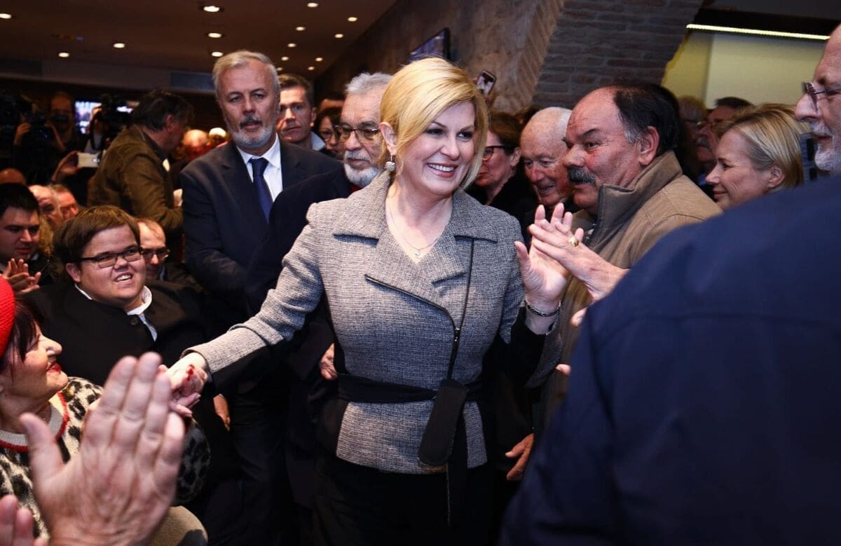 KOLINDA PORUČILA IZ SPLITA "Hrvatsku trobojnicu koja se vijori na našem Marjanu nitko nikada maknuti neće"
