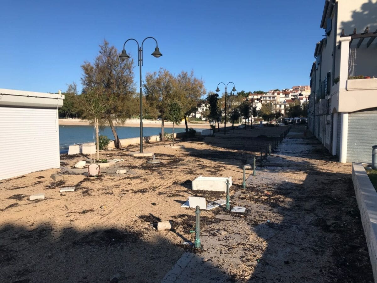 Olujna ciklona nije pogodila samo Podgoru: Pogledajte posljedice nevremena u Primoštenu