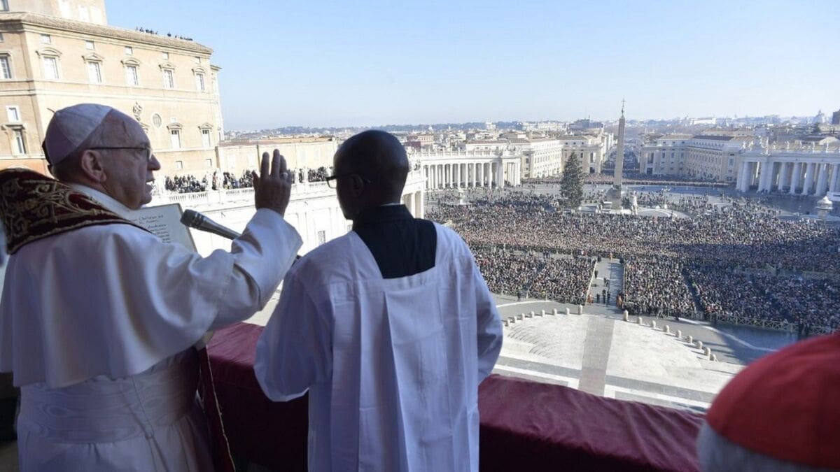 Papina poruka Urbi et orbi, gradu i svijetu: "Tmina u ljudskim srcima" dovodi do vjerskih progona, oružanih sukoba i straha od migranata