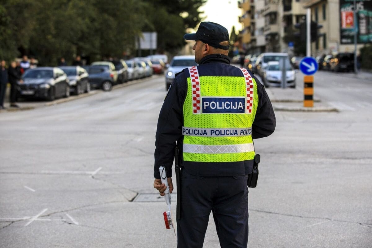 Nalet automobila na pješaka u Splitu: Policija hitno traži svjedoke!