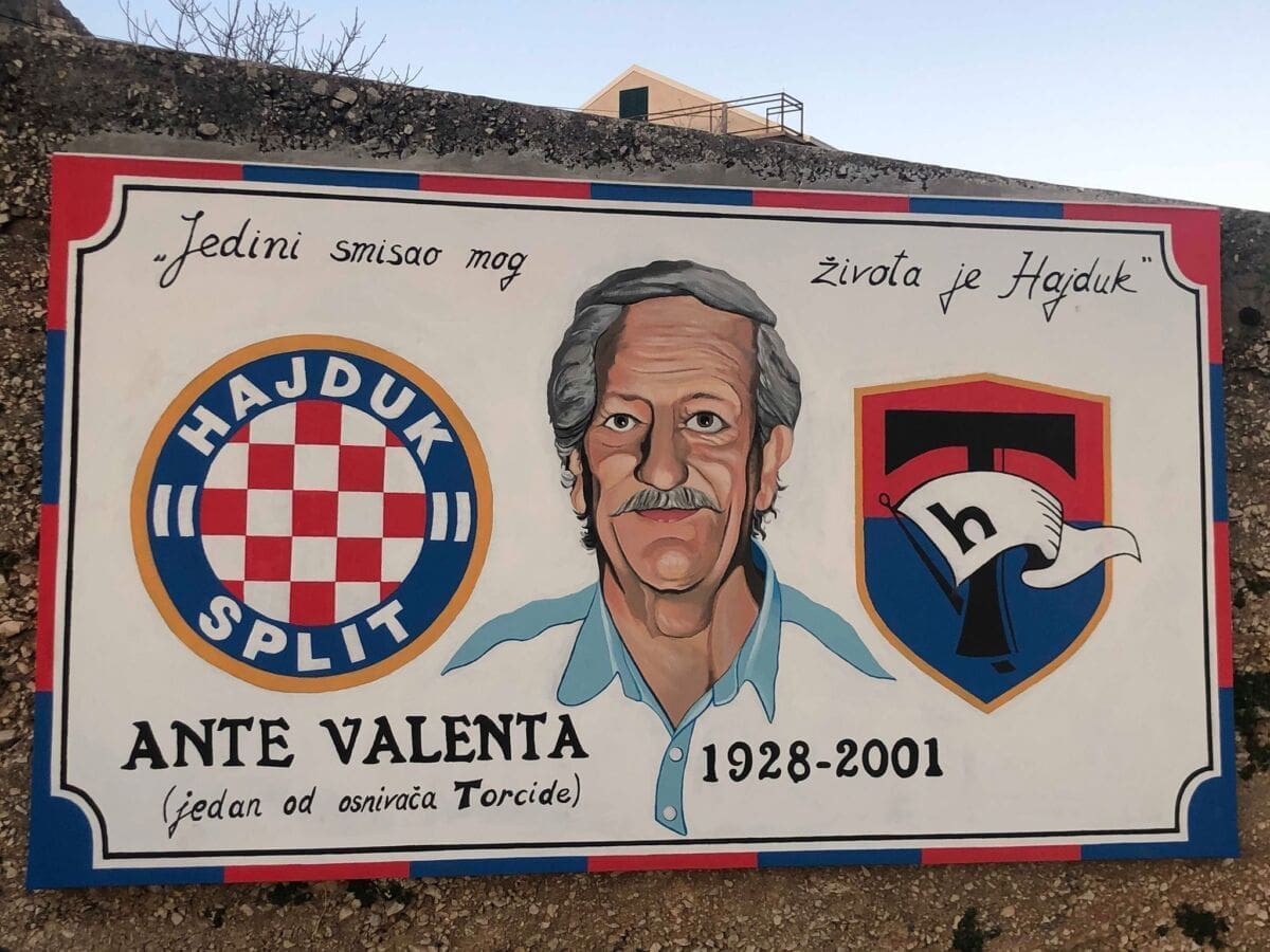 Legenda Torcide Ante Valenta dobio mural u rodnom Klisu