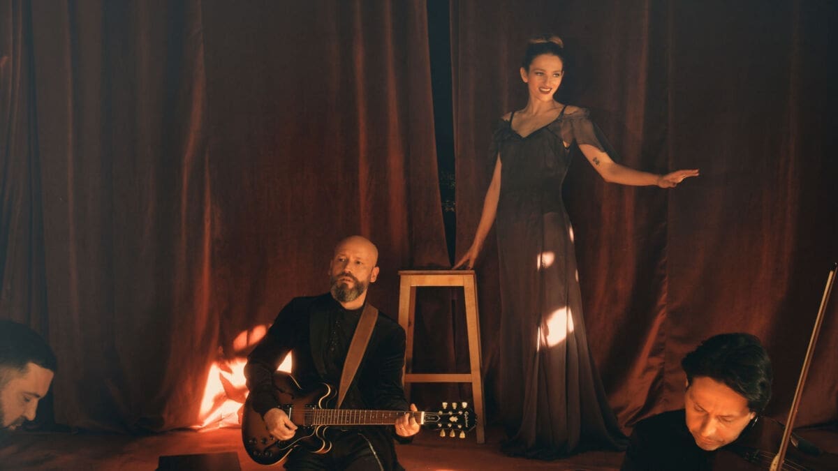 Grupa Pavel i Tedi Spalato zajedno u arhaičnoj baladi