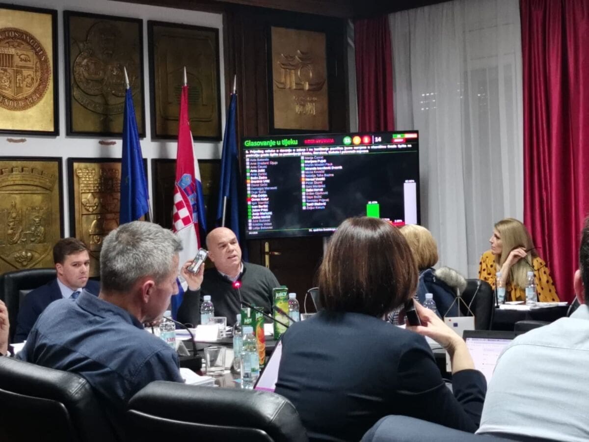 elektronicko_glasovanje(1)