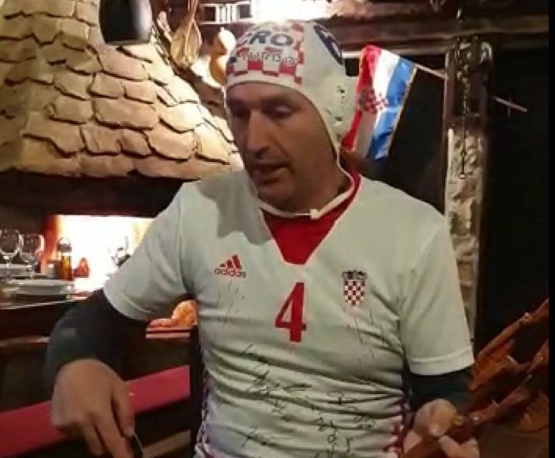 VIDEO ZAISTA ORIGINALNO Prva pjesma u čast Kaubojima odsvirana na guslama
