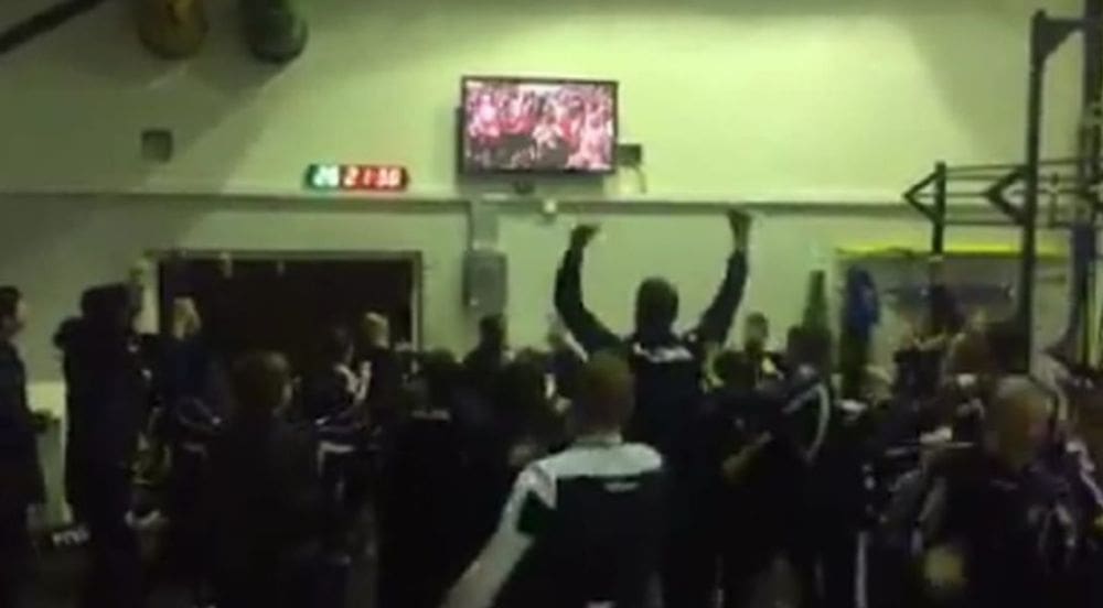 VIDEO Pogledajte kako se na Poljudu slavi pobjeda hrvatskih rukometaša